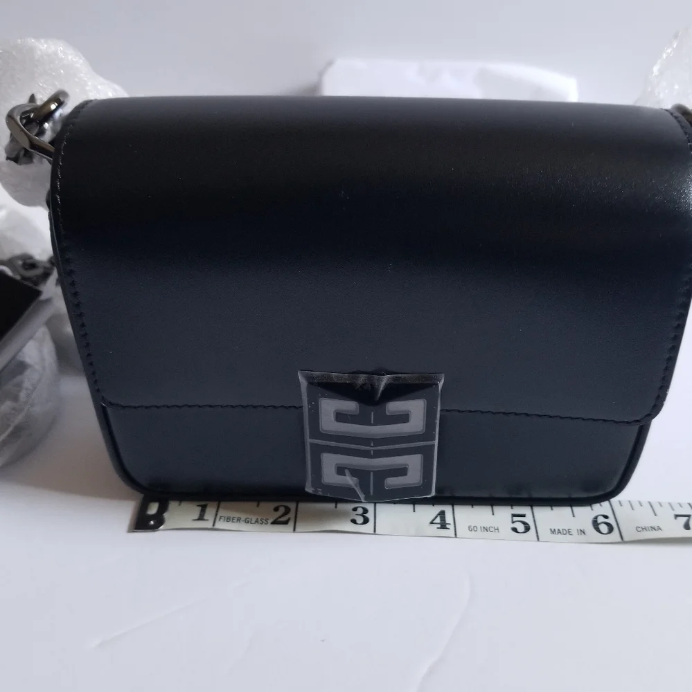 Givenchy Small Leather Crossbody Bag Black - Picture 12 of 14